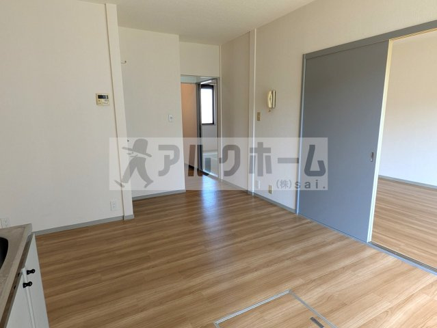 サンビレッジOKUNO(オクノ) Bの居間・リビング