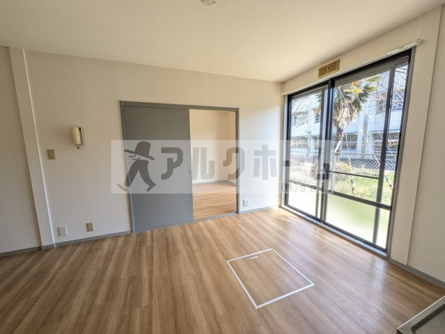 サンビレッジOKUNO(オクノ) Bの居間・リビング