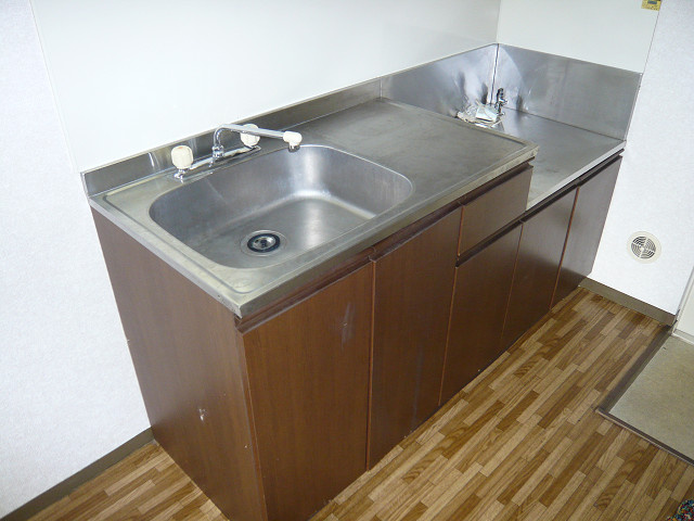 カツザワコーポCのキッチン|2口コンロ設置可