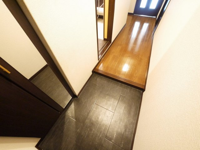 藤和奈良ハイタウンⅠの玄関|毎日通る玄関はこちらです