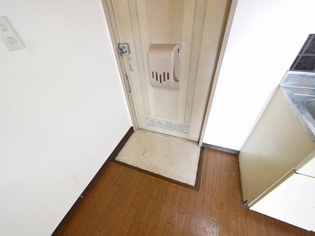 メゾン松塚の玄関|毎日通る玄関はこちらです