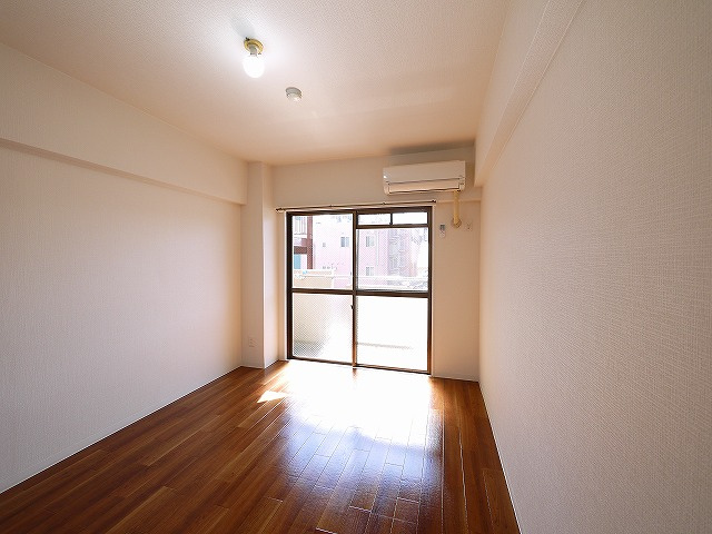 デアイマンションの寝室|個人の部屋や寝室として使える洋室です