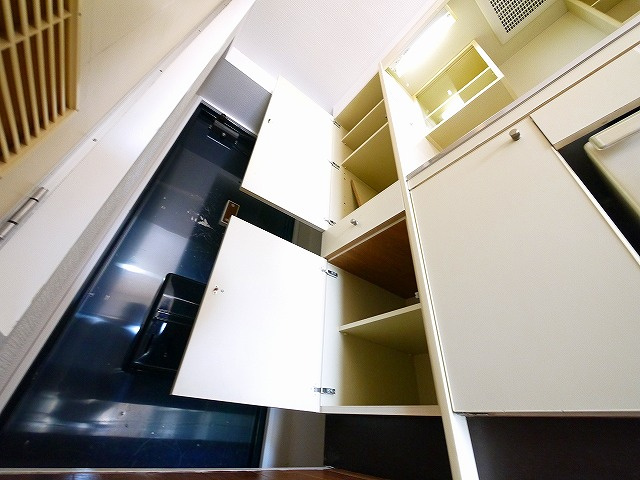 デアイマンションの収納|便利な収納スペースです