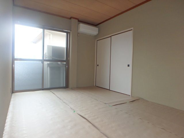 コーポ本屋の和室