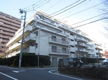 藤和湯島コープの外観