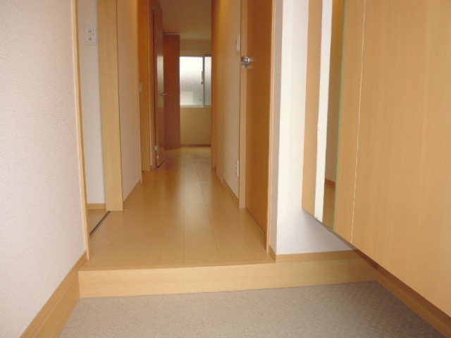 ヴィラ・ボヌールＢの玄関