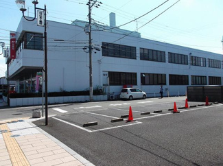 【駐車場】