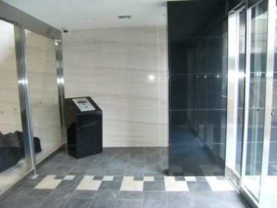 【エントランス】 | エステムプラザ大手前エヴァース