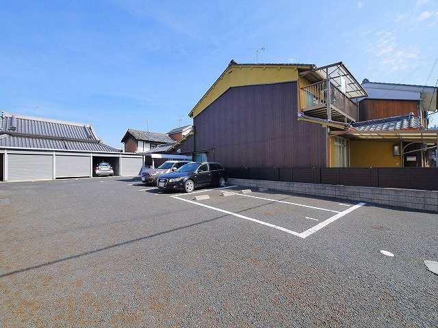 セレゾⅠの駐車場