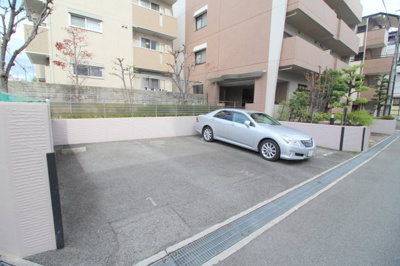【駐車場】 | ヴィラージュ大東