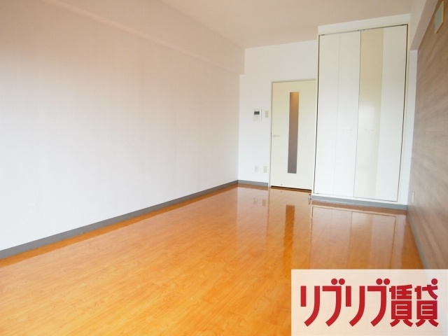 ジェネピア東千葉の居間・リビング