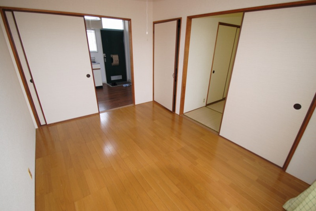 【寝室】 | グリーンハイツ | ※同建物別室の参考写真です