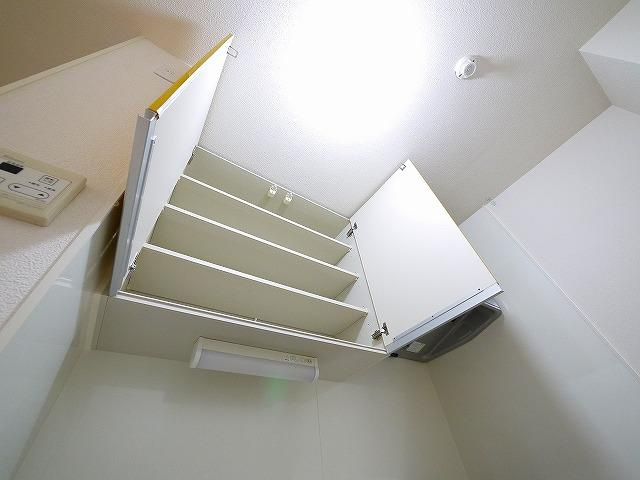 リビングタウン西大寺のキッチン|コンパクトなキッチンで掃除もラクラク
