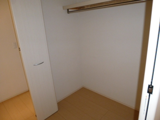 ボナールⅢの収納|廊下収納