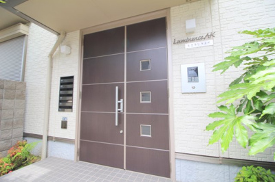 【エントランス】 | ルミネンスＡＫ