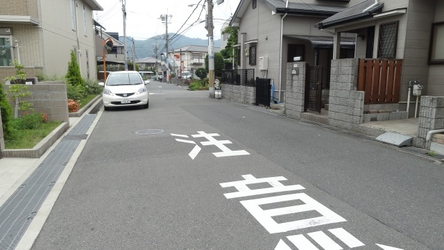箕面市半町２丁目　土地　の周辺