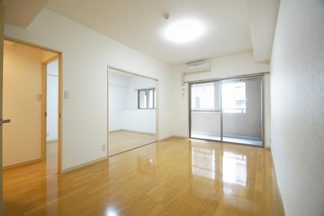 リブル高砂の居間・リビング|リブル高砂（1LDK）　リビング