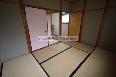  | 横小路町１丁目貸家