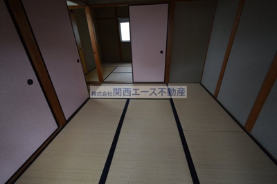 | 横小路町１丁目貸家
