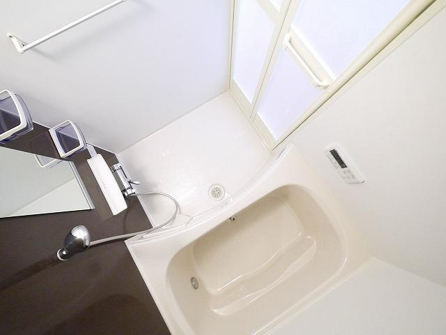 ミーハイツの居間・リビング|ゆったり過ごせる居間です