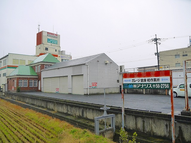 大和郡山市筒井町倉庫事務所の外観