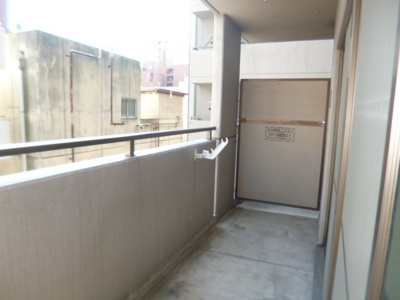 【バルコニー】 | サウスサイドなにわ筋