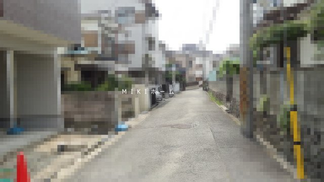 箕面市半町３丁目　土地　の周辺