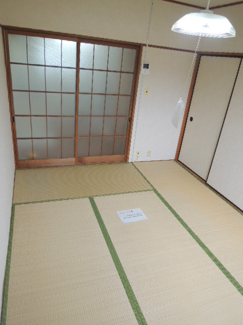 カツザワコーポAの和室|【カツザワコーポＡ】