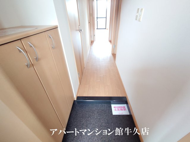 ブリューテの玄関