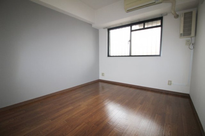 【寝室】 | ローレル蛍池