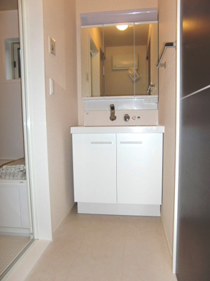 【独立洗面台】 | リーブル