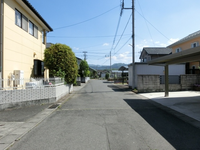 富岡市中高瀬売土地　64.35坪の周辺