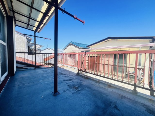 千鳥が丘3丁目貸家のバルコニー