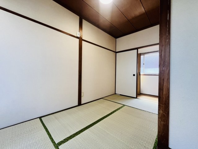 千鳥が丘3丁目貸家の和室