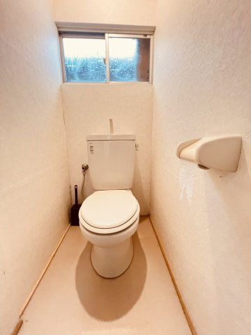 千鳥が丘3丁目貸家のトイレ