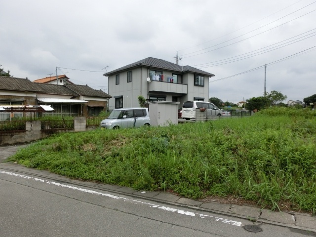 高崎市綿貫町売土地　73.27坪の外観|西道路から撮影