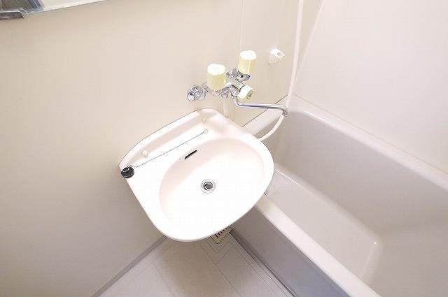 新大宮シティ・パルの洗面所