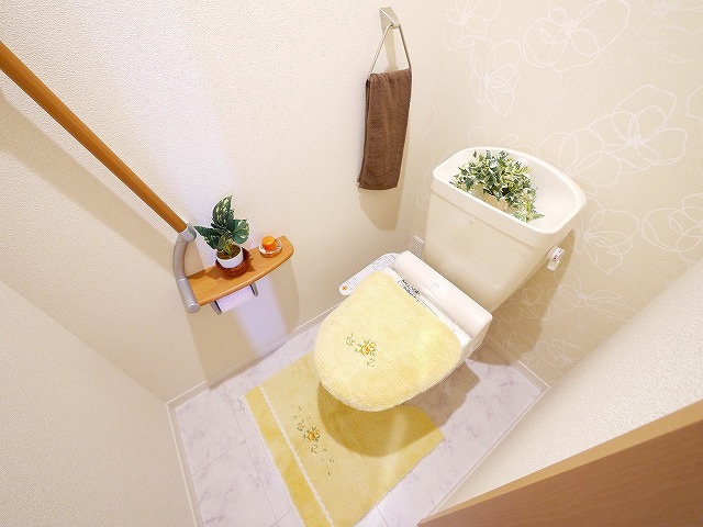 シャーメゾン春日（紀寺町）のトイレ