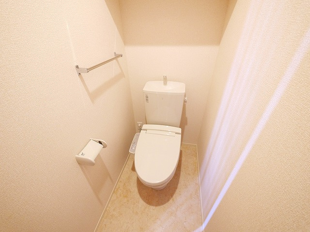 シェソワ（六条）のトイレ|シンプルで使いやすいトイレです