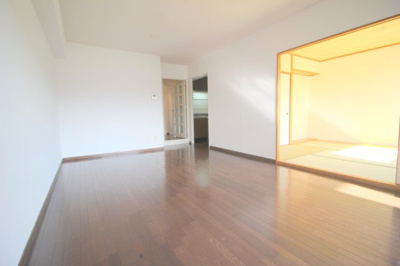 【居間・リビング】 | プレシオ緑ヶ丘