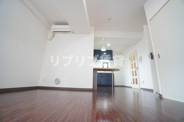 エミネンス千葉新宿の居間・リビング