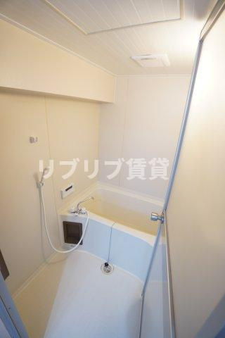 エミネンス千葉新宿の浴室