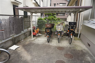 【その他共用部分】 | 屋根付き駐輪場