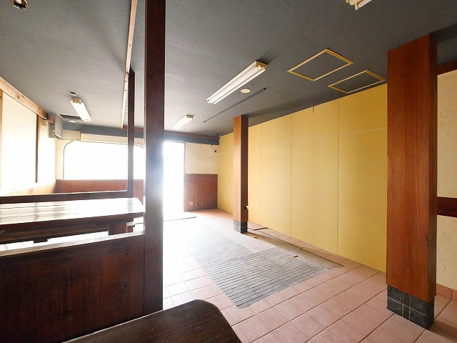 荒井貸店舗