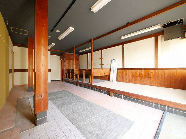 荒井貸店舗