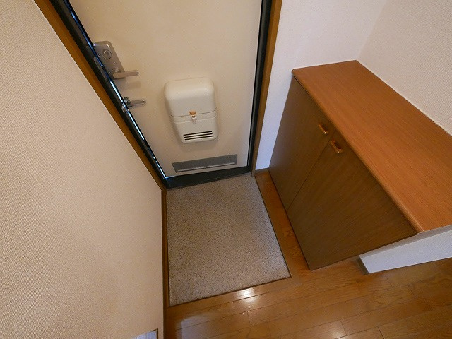 アルタイル梅美台の玄関