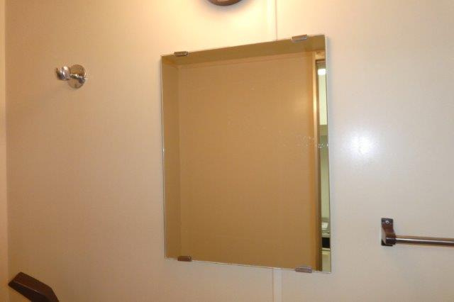 Lindの浴室|浴室鏡