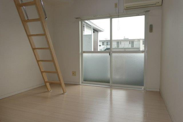 Lindの居間・リビング|洋室