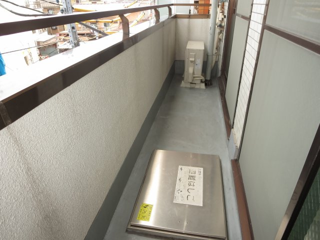 シャトーデサンティールのバルコニー