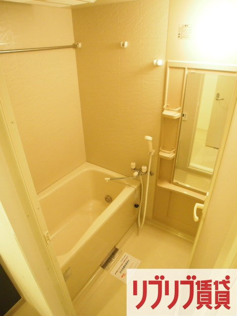 ウィルテラス千葉中央の浴室